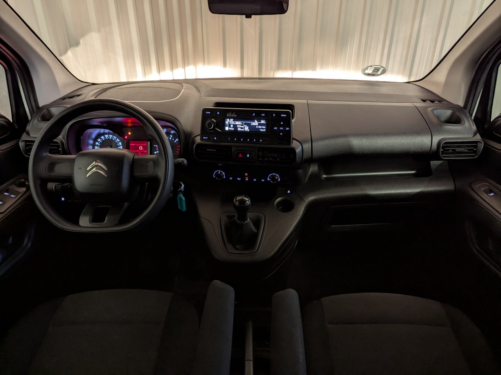 CITROEN BERLINGO DOBLE CABINA XL BLUEHDI 100CV 27