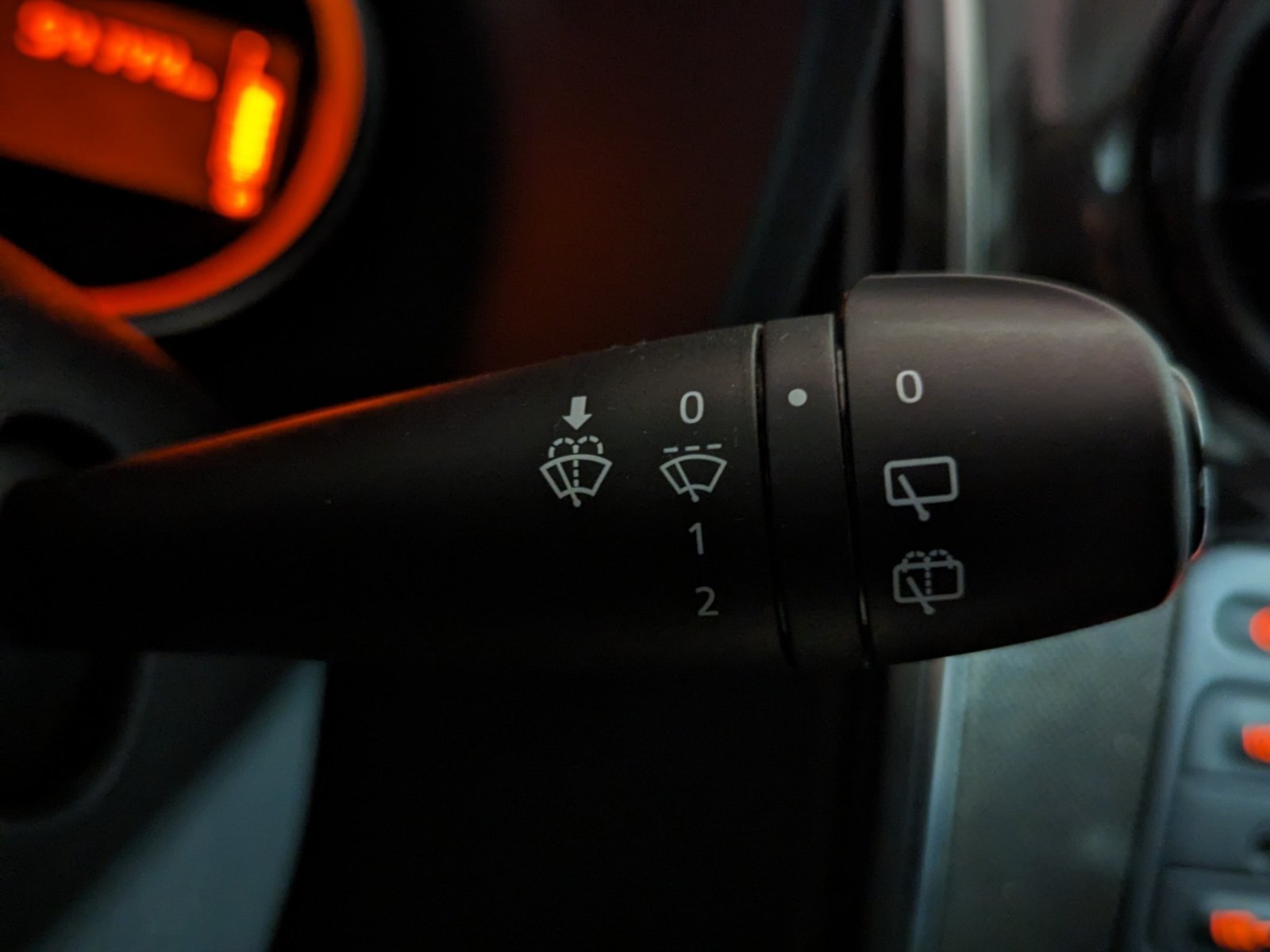DACIA SANDERO AMBIANCE 1.5 DCI 75CV 29