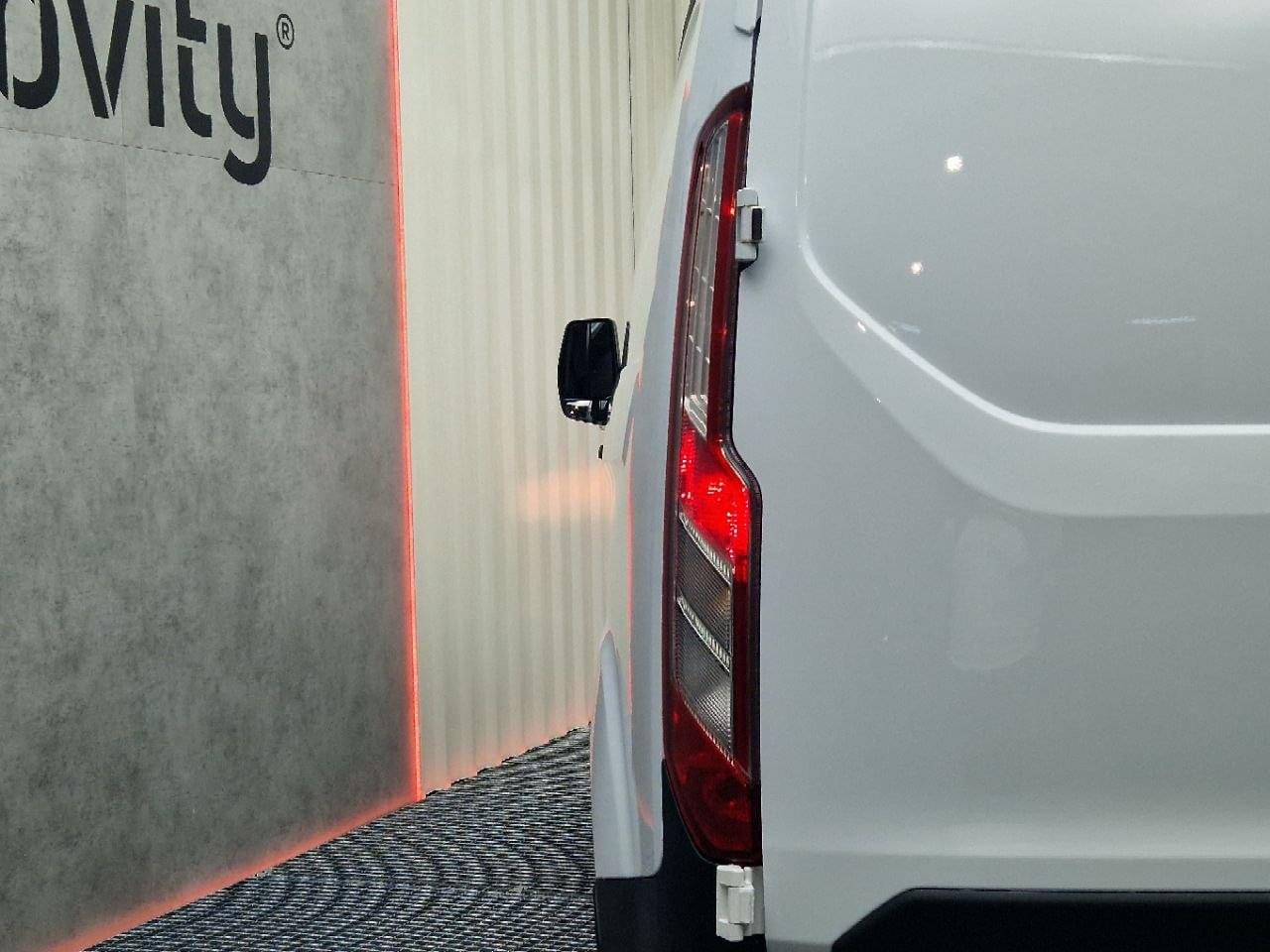 FORD TRANSIT 2.0 TDCI 130CV L1H2 16 