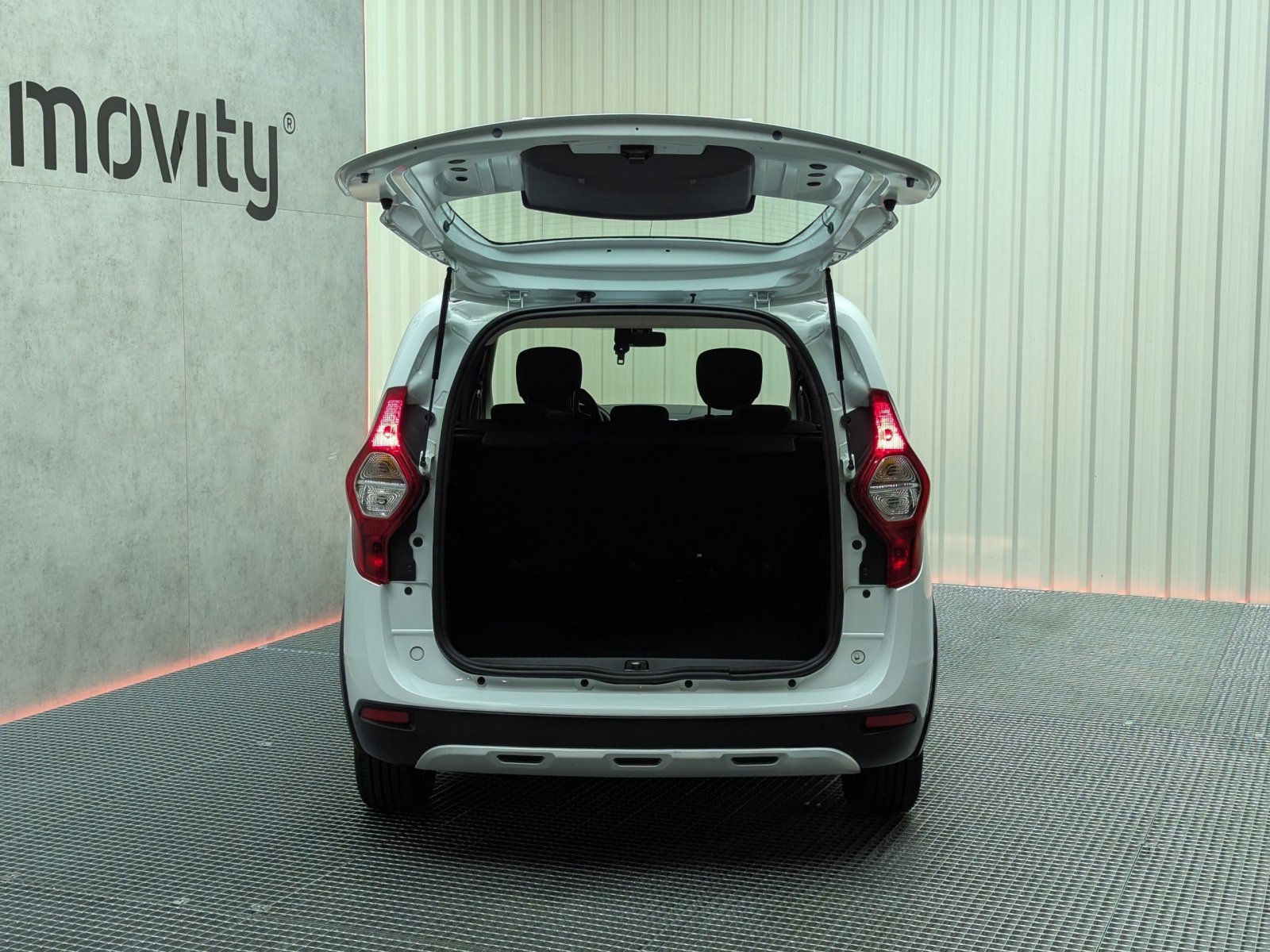 DACIA LODGY STEPWAY CONFORT 1.6 100CV 5P 18