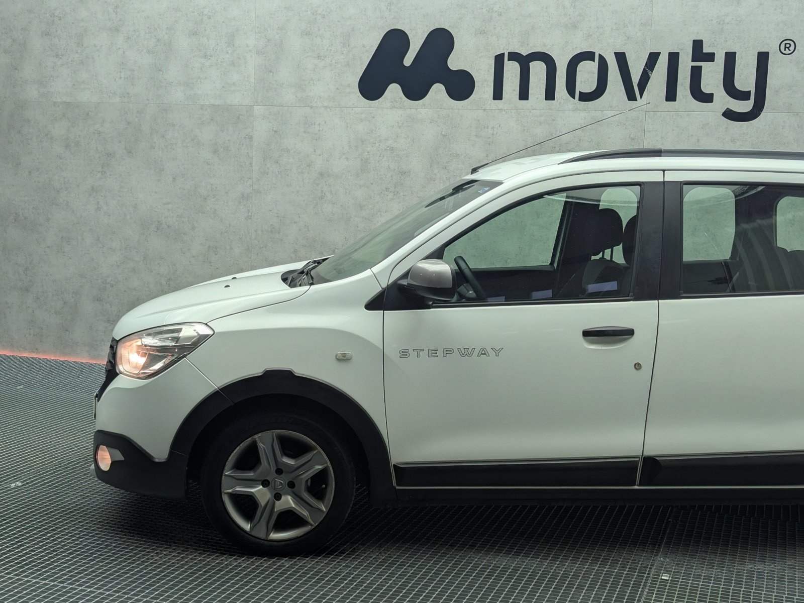 DACIA LODGY STEPWAY CONFORT 1.6 100CV 5P 7