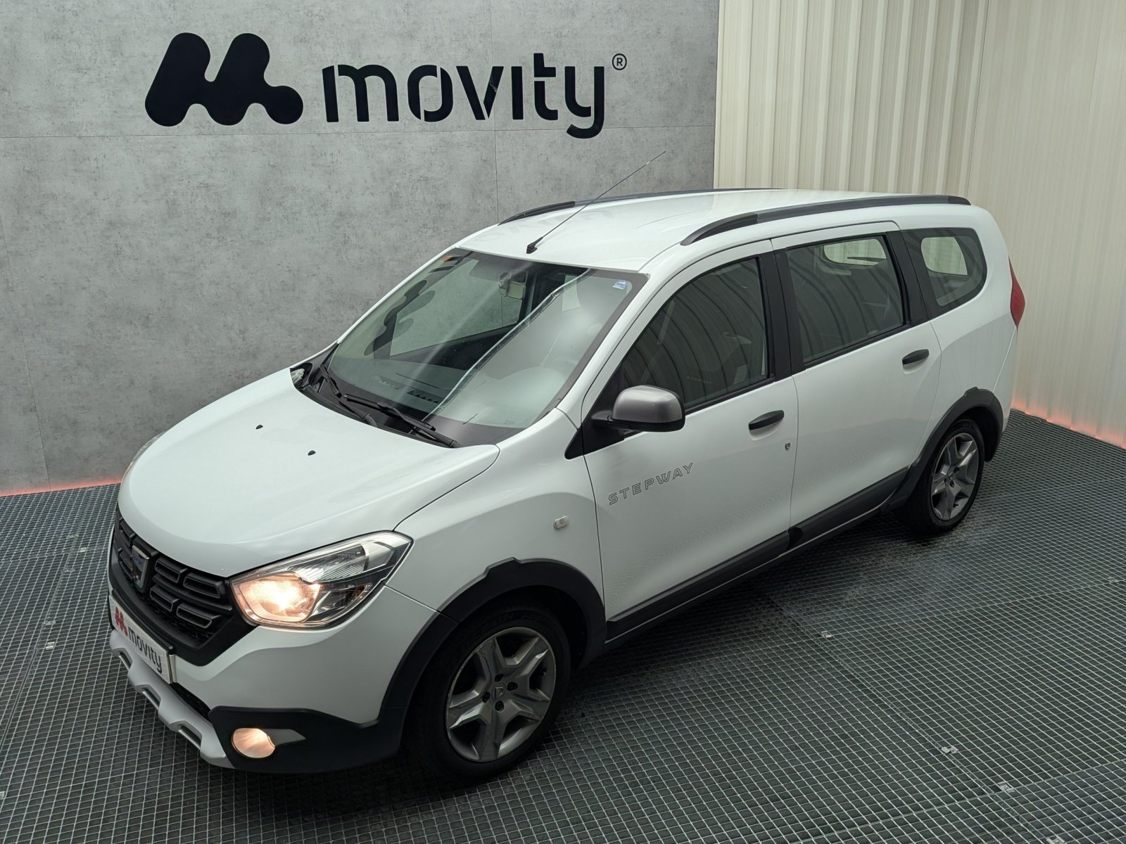 DACIA LODGY STEPWAY CONFORT 1.6 100CV 5P 12