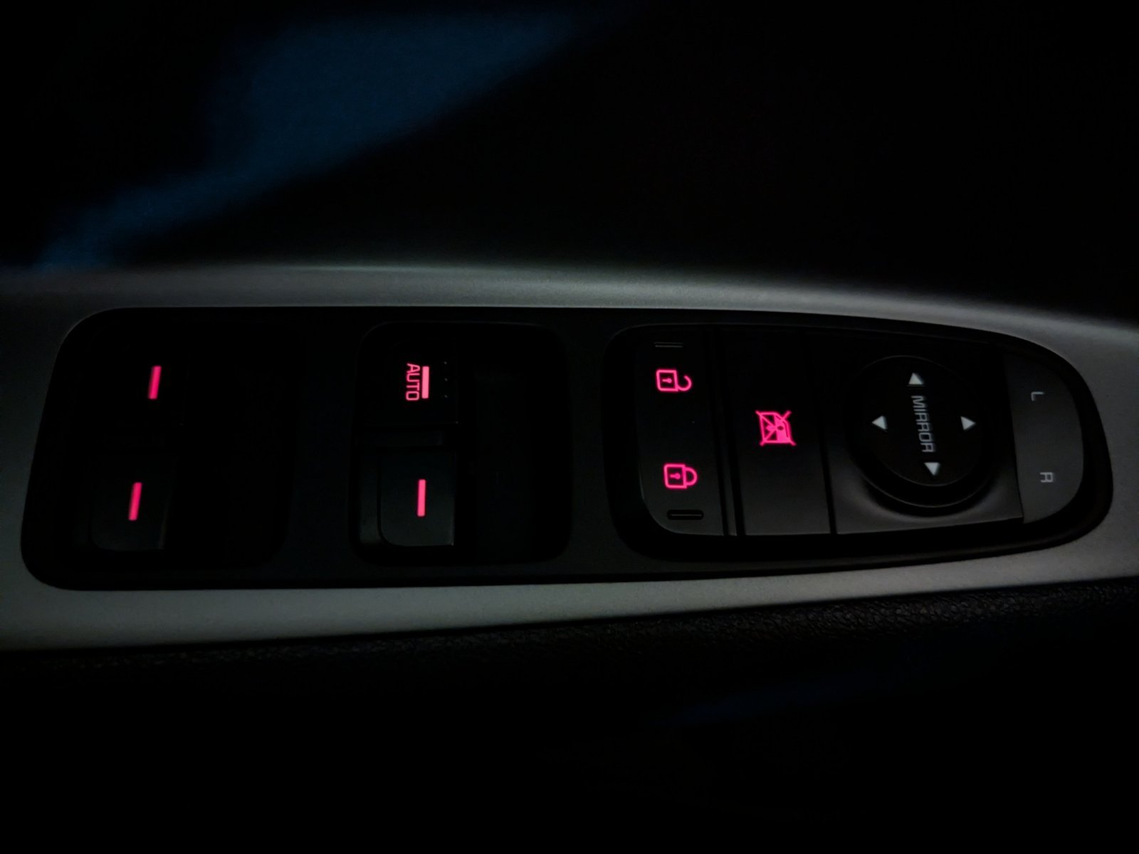 KIA NIRO 1.6 GDI HIBRIDO DRIVE MHEV 37
