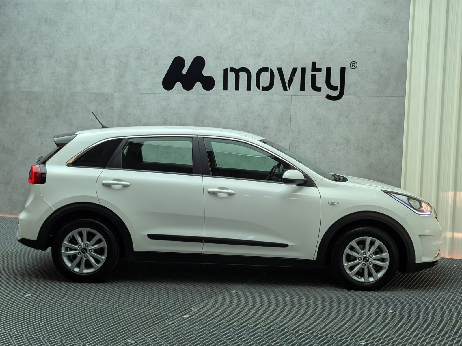 KIA NIRO 1.6 GDI HIBRIDO DRIVE MHEV 15