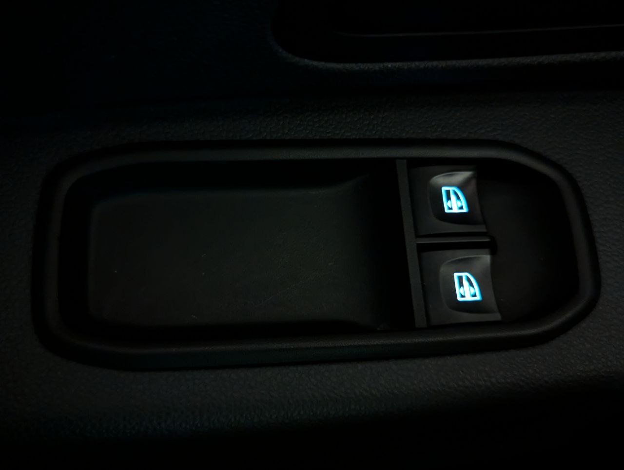 DACIA DUSTER ESSENTIAL BLUE DCI 115CV 4X4 34 