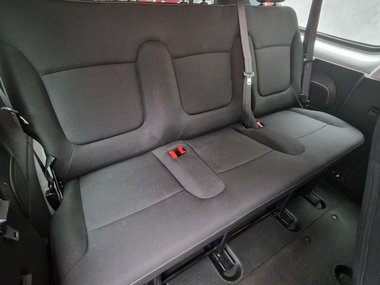 RENAULT TRAFIC 1.6 DCI 120 CV 9 PLAZAS L2 H1 26 