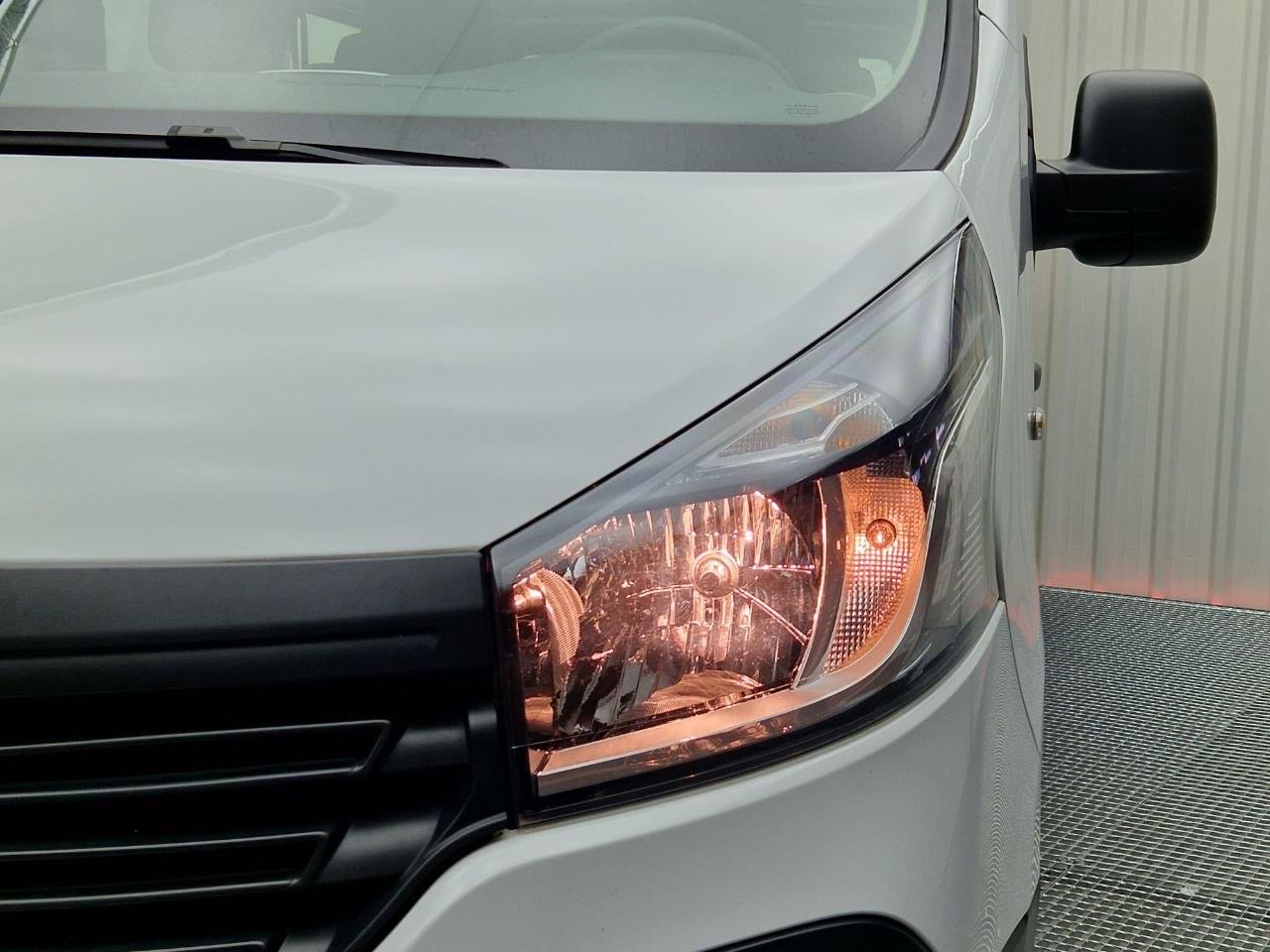 RENAULT TRAFIC 1.6 DCI 120 CV 9 PLAZAS L2 H1 5 