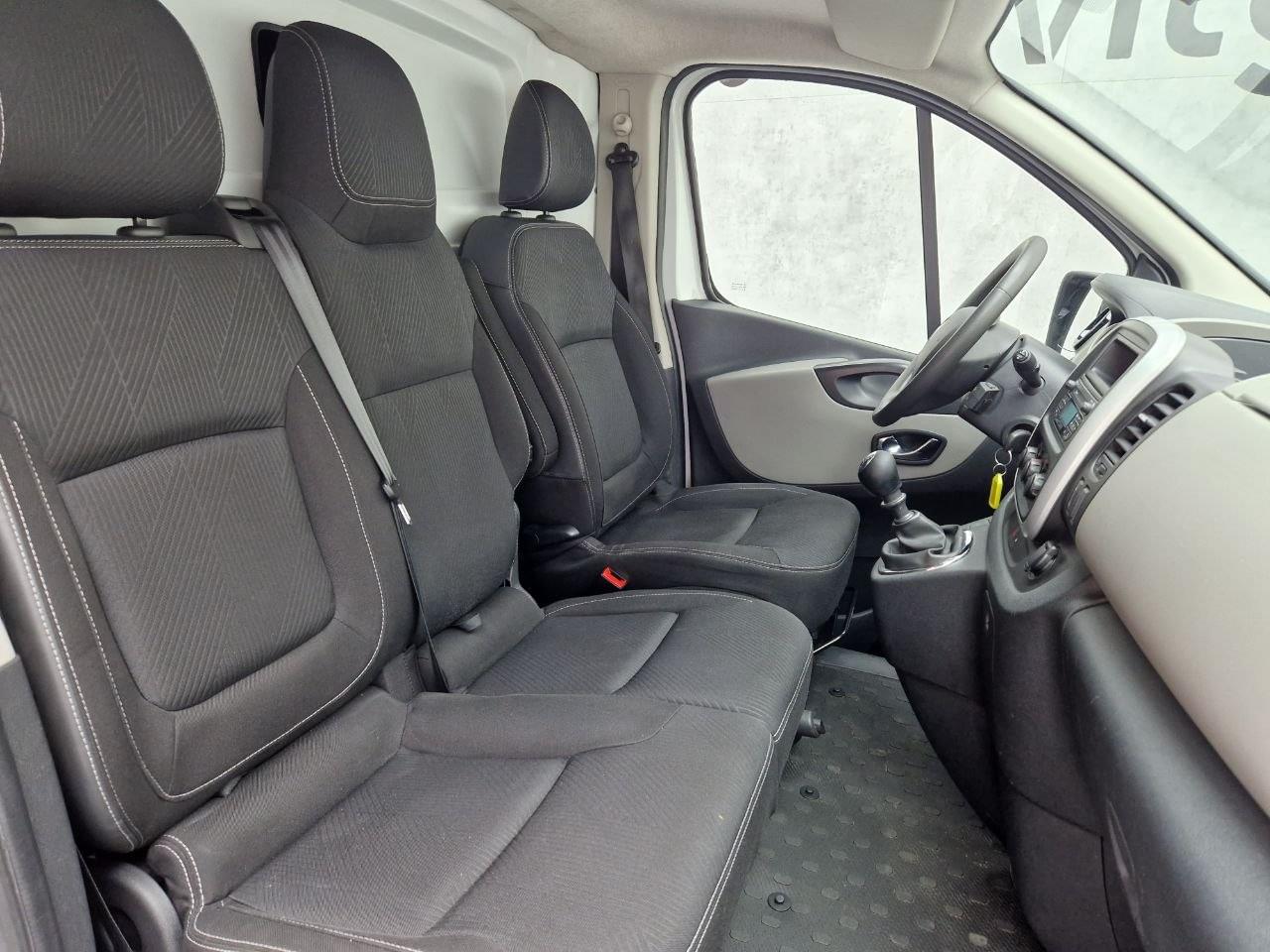RENAULT TRAFIC 1.6 DCI 120CV L1H1 GRAND CONFORT 23 