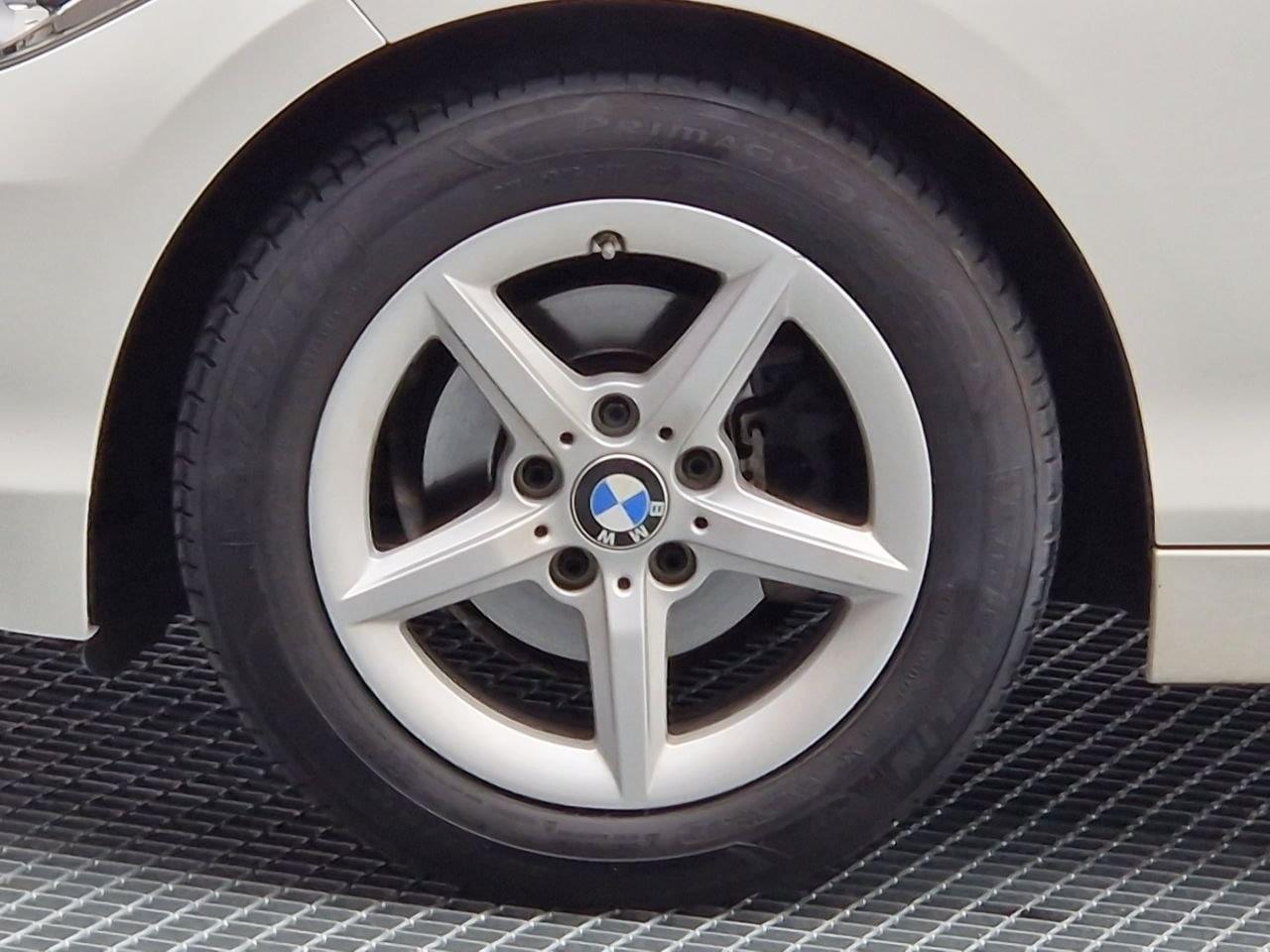 BMW SERIE 1 116D 115CV 5P 9 