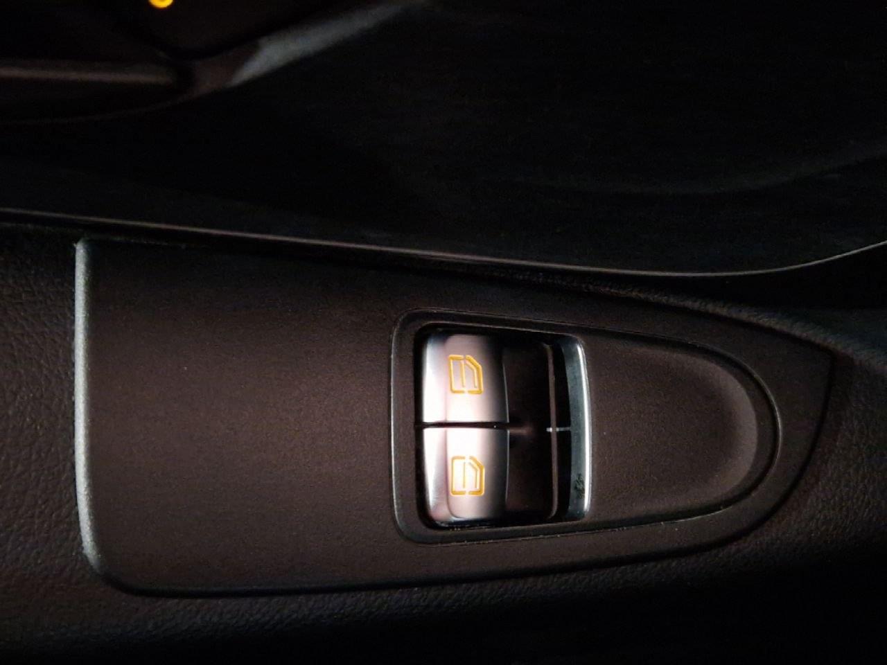 MERCEDES VITO 111 CDI LARGA 30 
