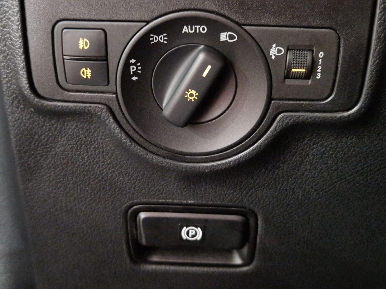 MERCEDES VITO 111 CDI LARGA 31 
