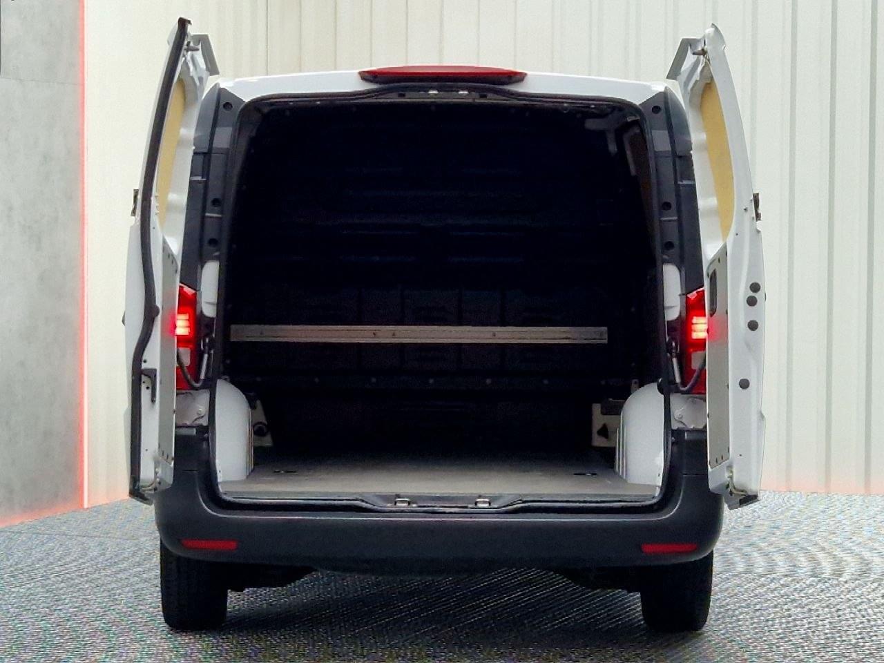 MERCEDES VITO 111 CDI LARGA 20 