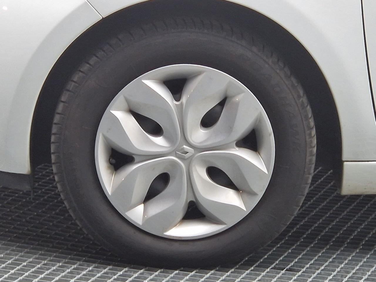 RENAULT ZOE LIFE 40 R90 FLEXI BATERIA EN PROPIEDAD 9 