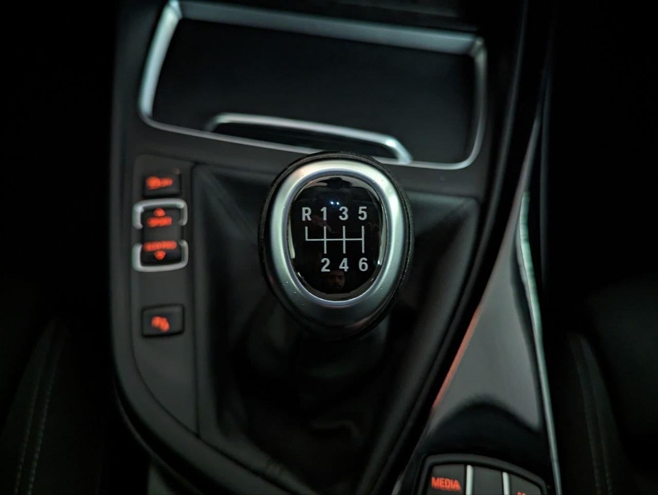 BMW SERIE 1 118D BUSINESS DESIGN 28 