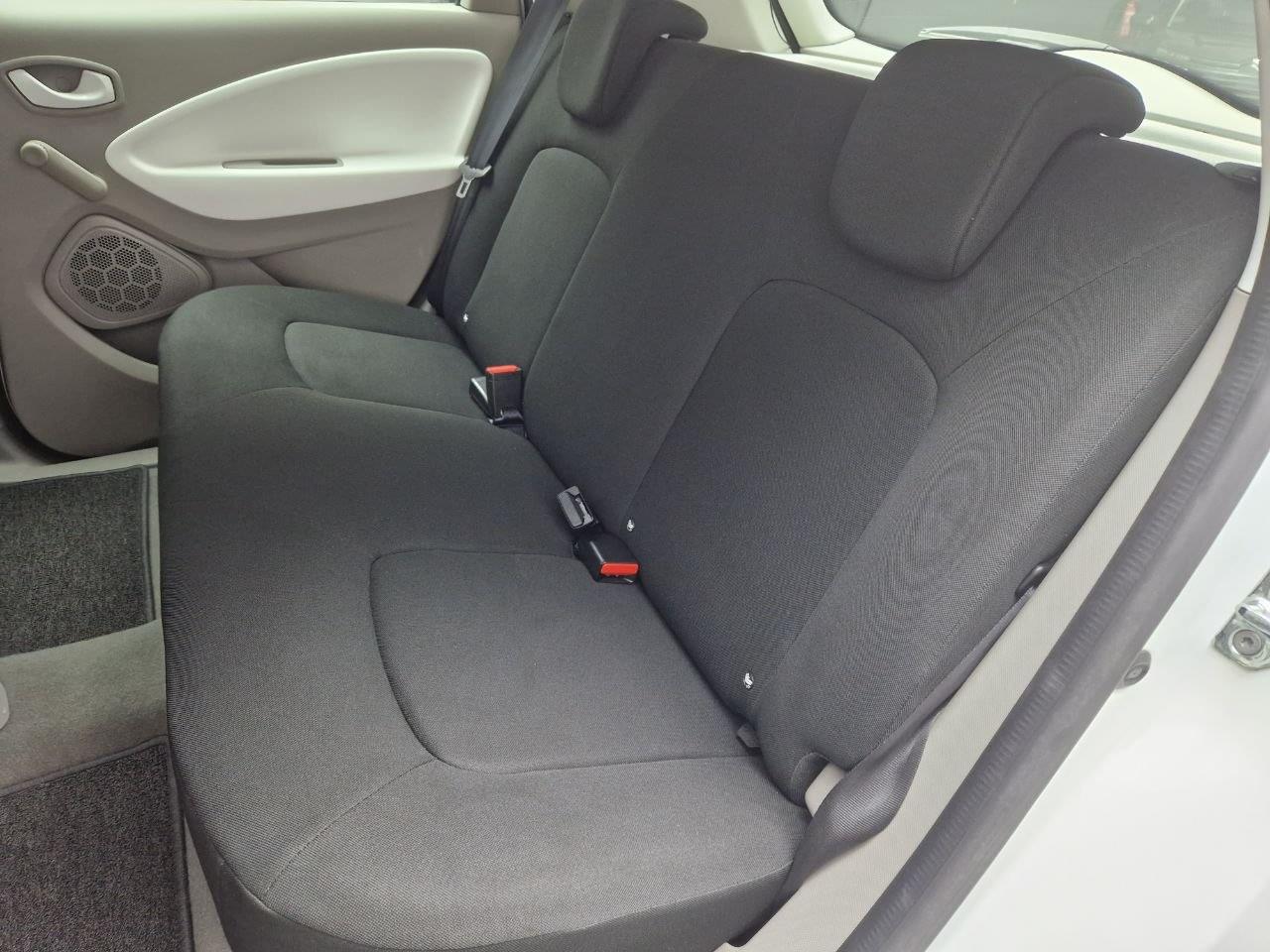 RENAULT ZOE LIFE 40 R90 FLEXI BATERIA EN PROPIEDAD 21 