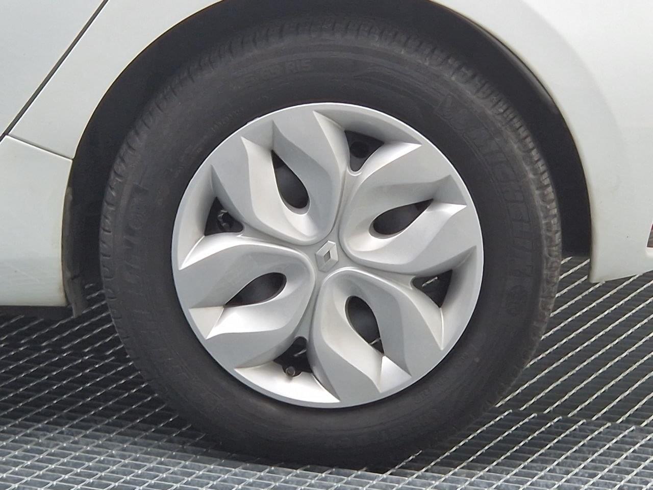 RENAULT ZOE LIFE 40 R90 FLEXI BATERIA EN PROPIEDAD 10 