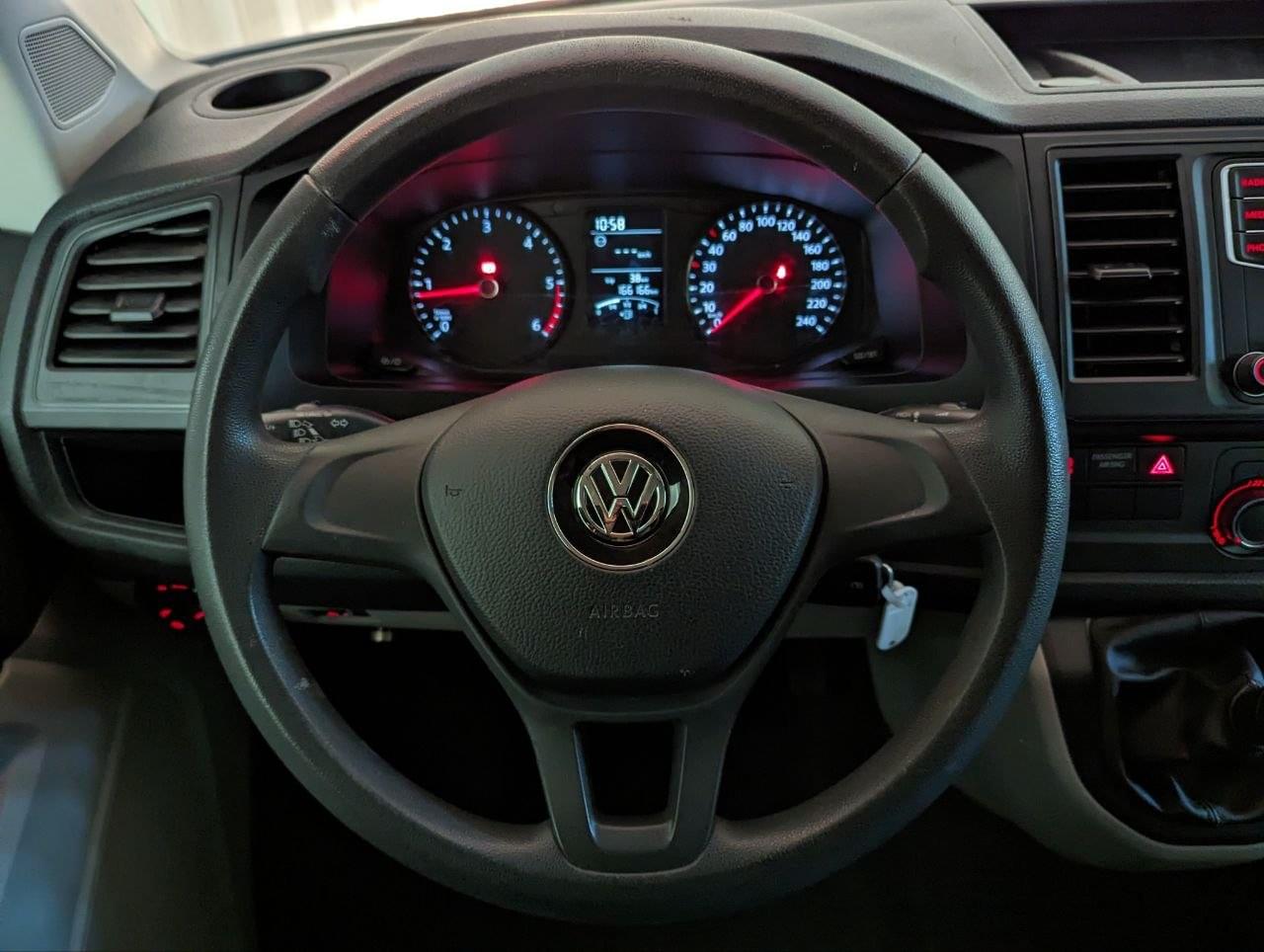 VOLKSWAGEN TRANSPORTER 2.0 TDI 102CV L1H1 BUSINESS LINE 26 