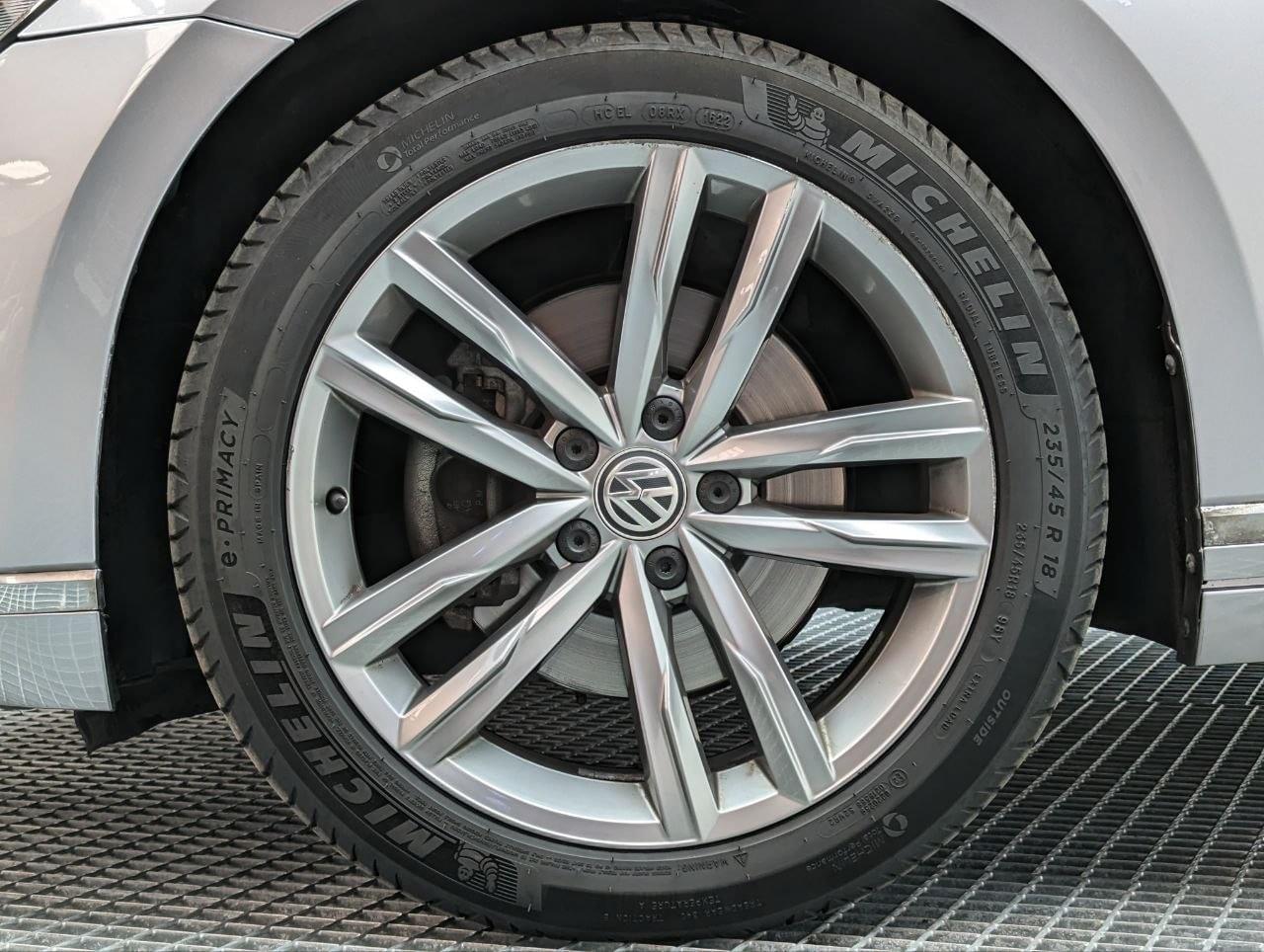 VOLKSWAGEN PASSAT 2.0 TDI VARIANT SPORT 150CV DSG7 9 