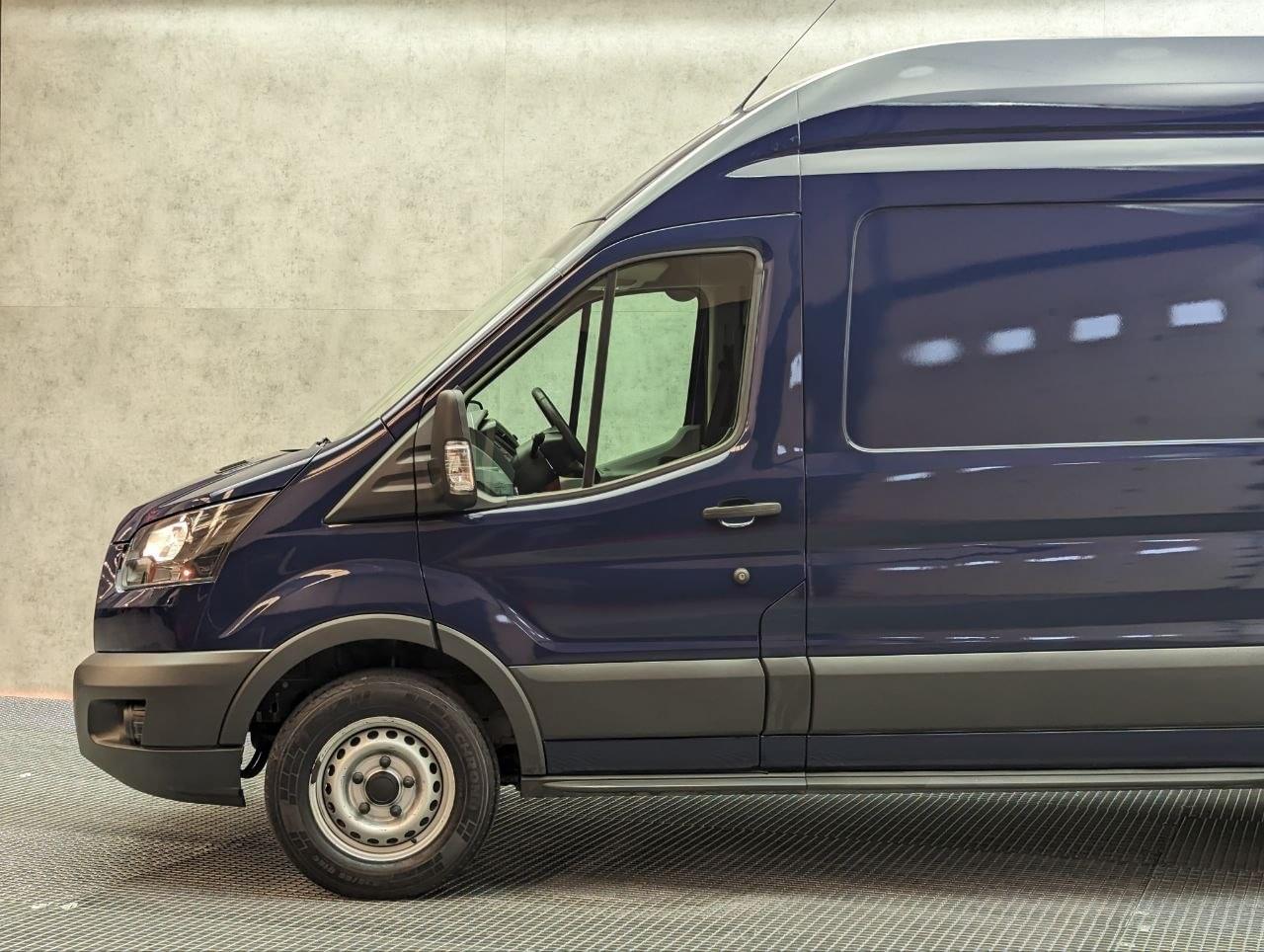 FORD TRANSIT 350 AMBIENTE TRASERA L3H3 2.0 170CV 7 
