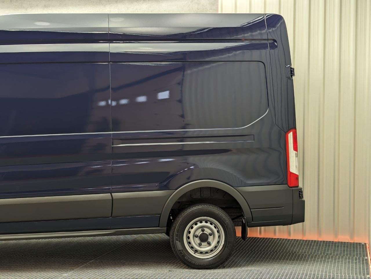 FORD TRANSIT 350 AMBIENTE TRASERA L3H3 2.0 170CV 8 