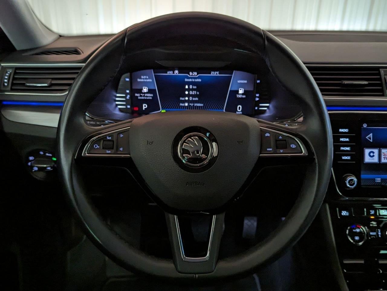 SKODA SUPERB COMBI 2.0 TDI 150CV DSG STYLE 24 
