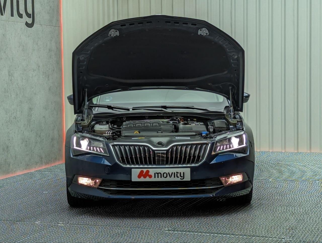 SKODA SUPERB COMBI 2.0 TDI 150CV DSG STYLE 12 