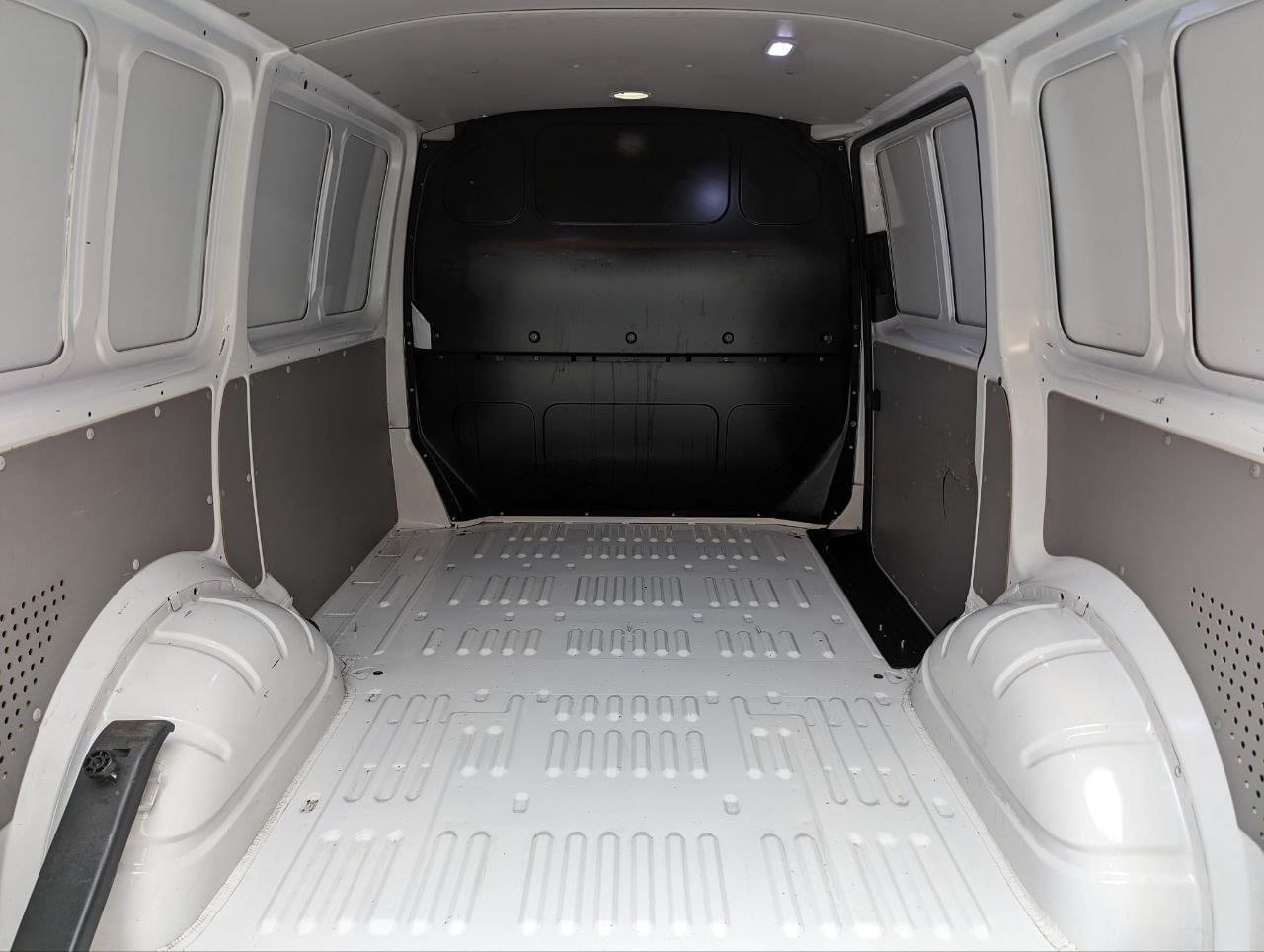 VOLKSWAGEN TRANSPORTER 2.0 TDI 102CV L1H1 23 