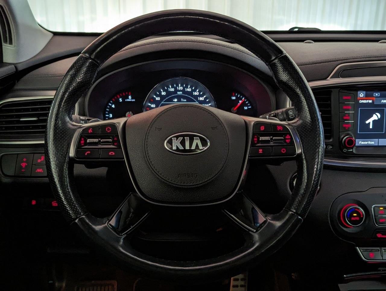 KIA SORENTO GT LINE 2.2 CRDI 200CV 4X4 7 PLAZAS 32 