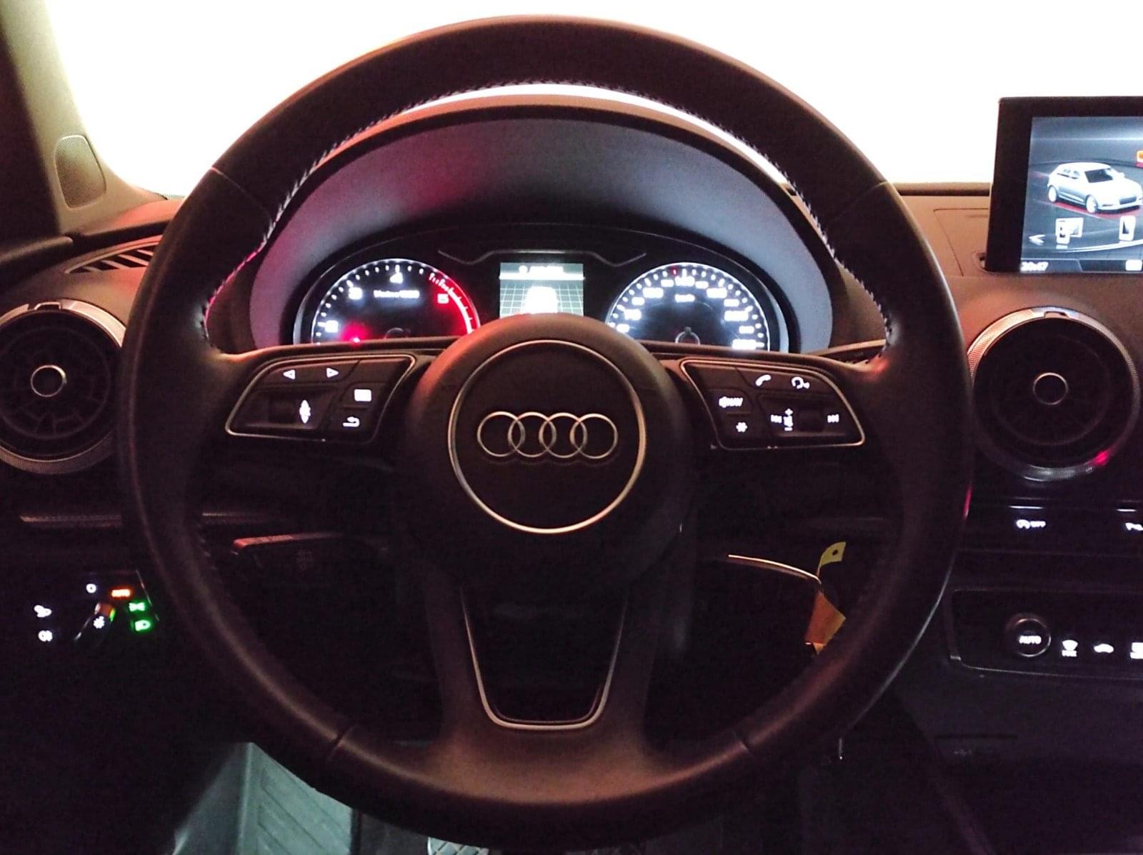 AUDI A3 1.6 TDI  116CV DESIGN EDITION SB 23 