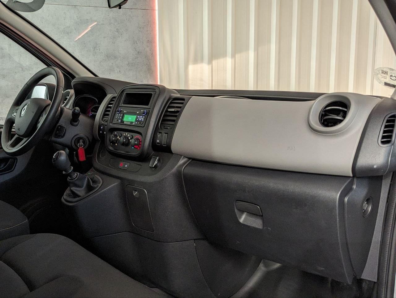 RENAULT TRAFIC 1.6 DCI 120CV COMBI 9 L1H1 21 