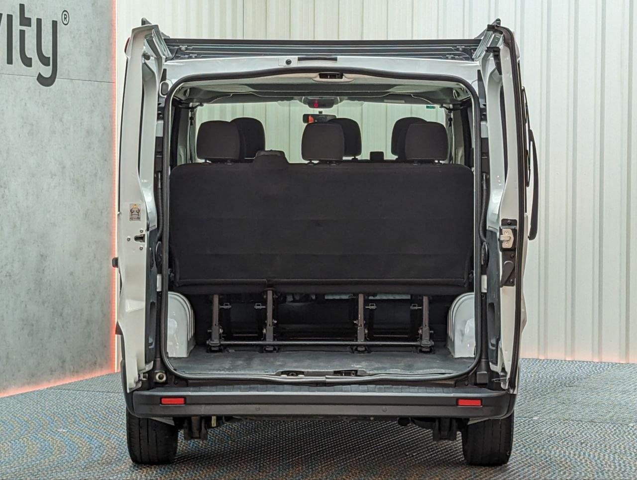 RENAULT TRAFIC 1.6 DCI 120CV COMBI 9 L1H1 18 
