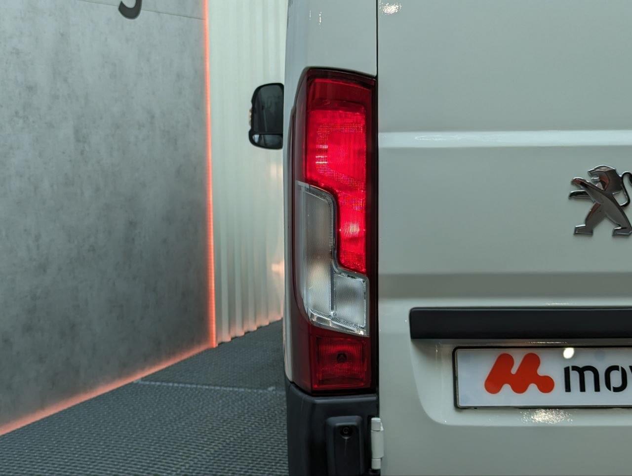 PEUGEOT BOXER 2.0 BLUEHDI 130CV L3H2 15 
