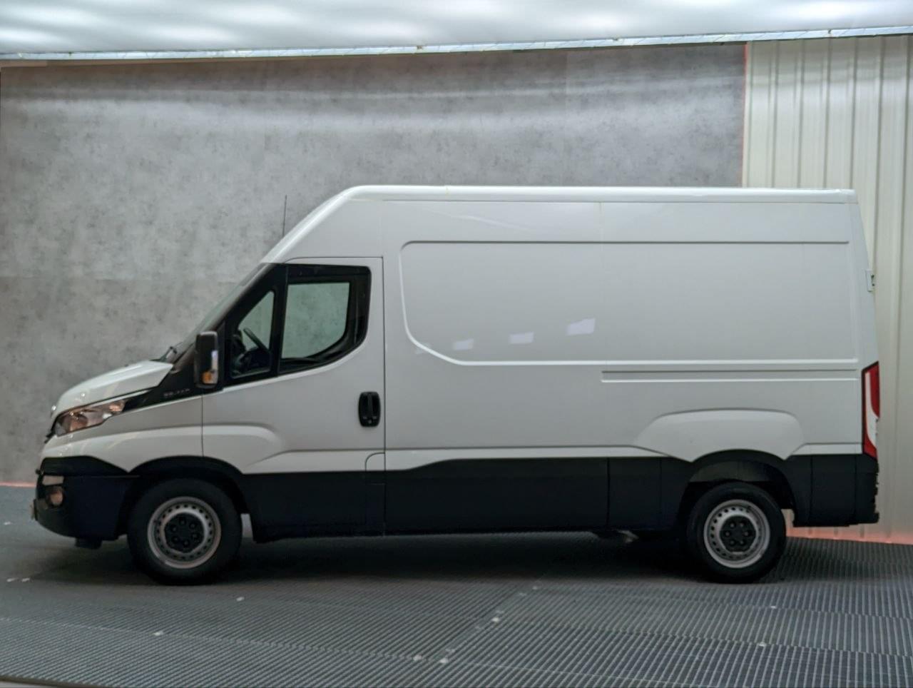 IVECO DAILY 2.3 136CV 35S14 L2 H2 4 