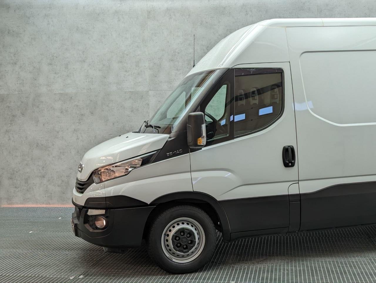 IVECO DAILY 2.3 136CV 35S14 L2 H2 7 