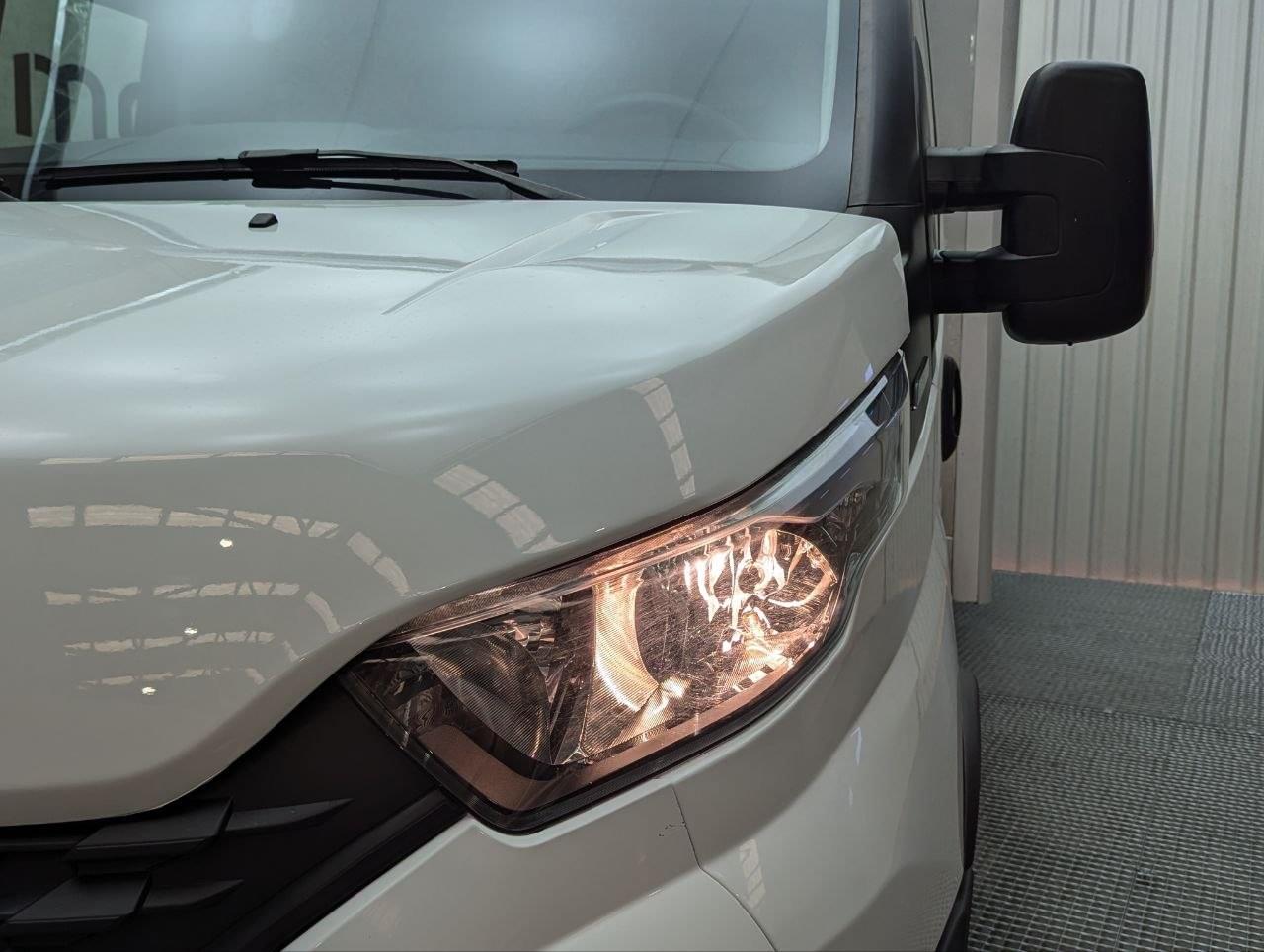 IVECO DAILY 35C16 2.3 3750 156CV CARROZADO 4 