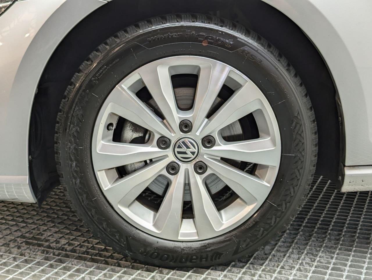 VOLKSWAGEN GOLF VII ADVANCE 1.6 TDI 115CV 9 