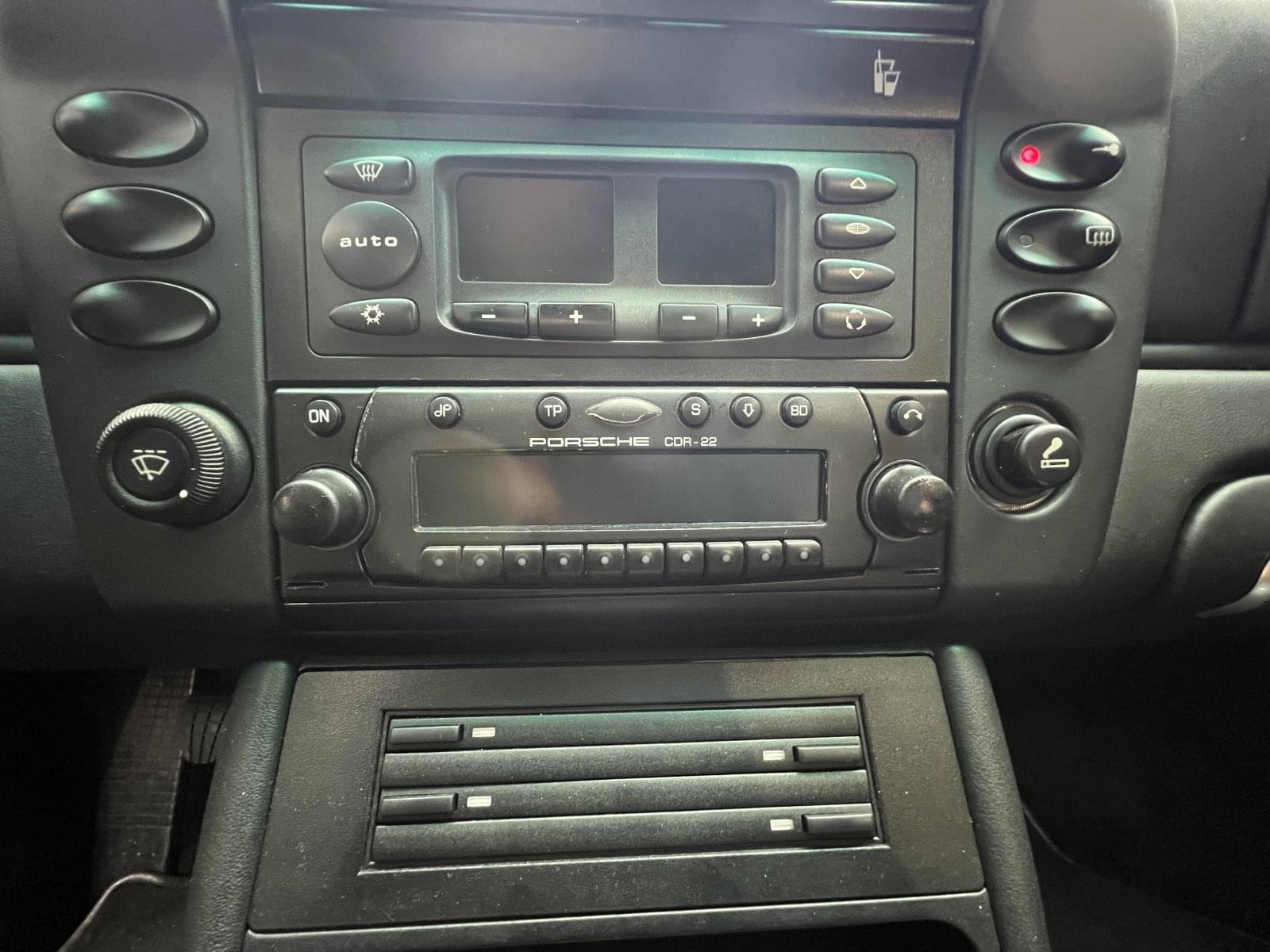 PORSCHE 911 996 GT2 16