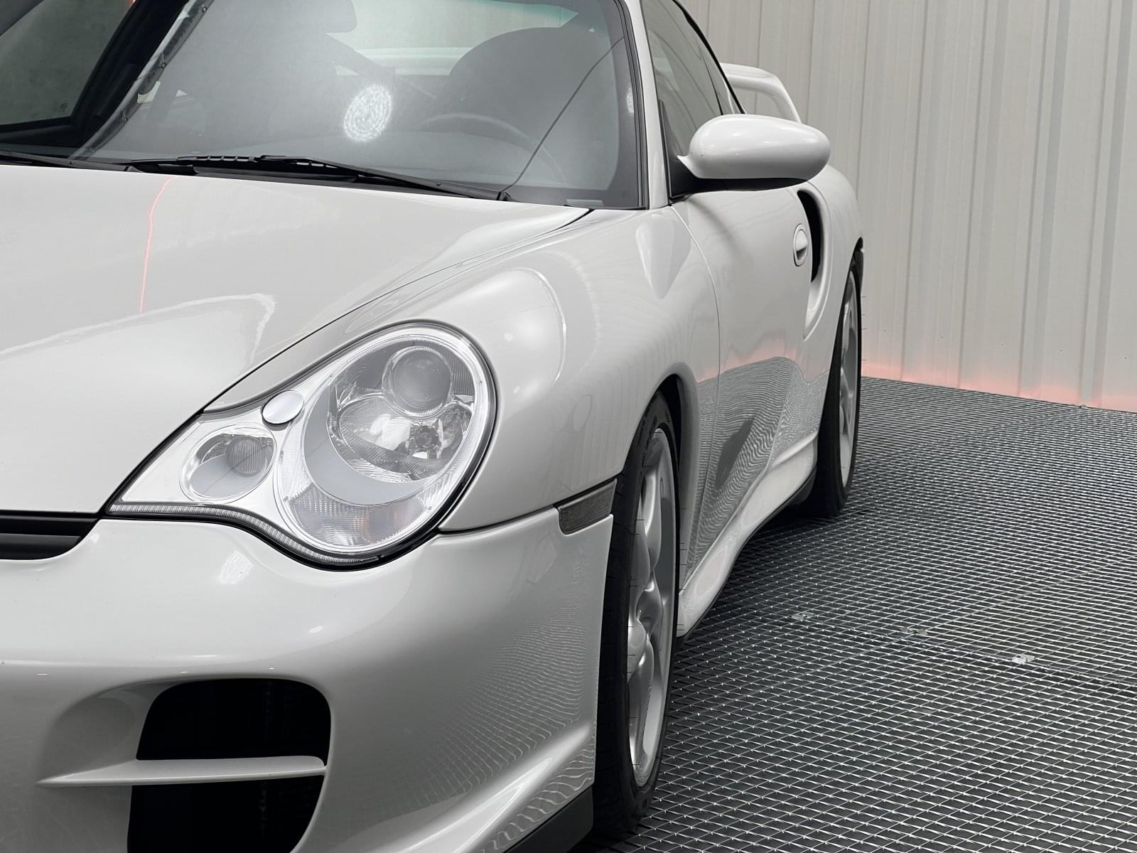 PORSCHE 911 996 GT2 4