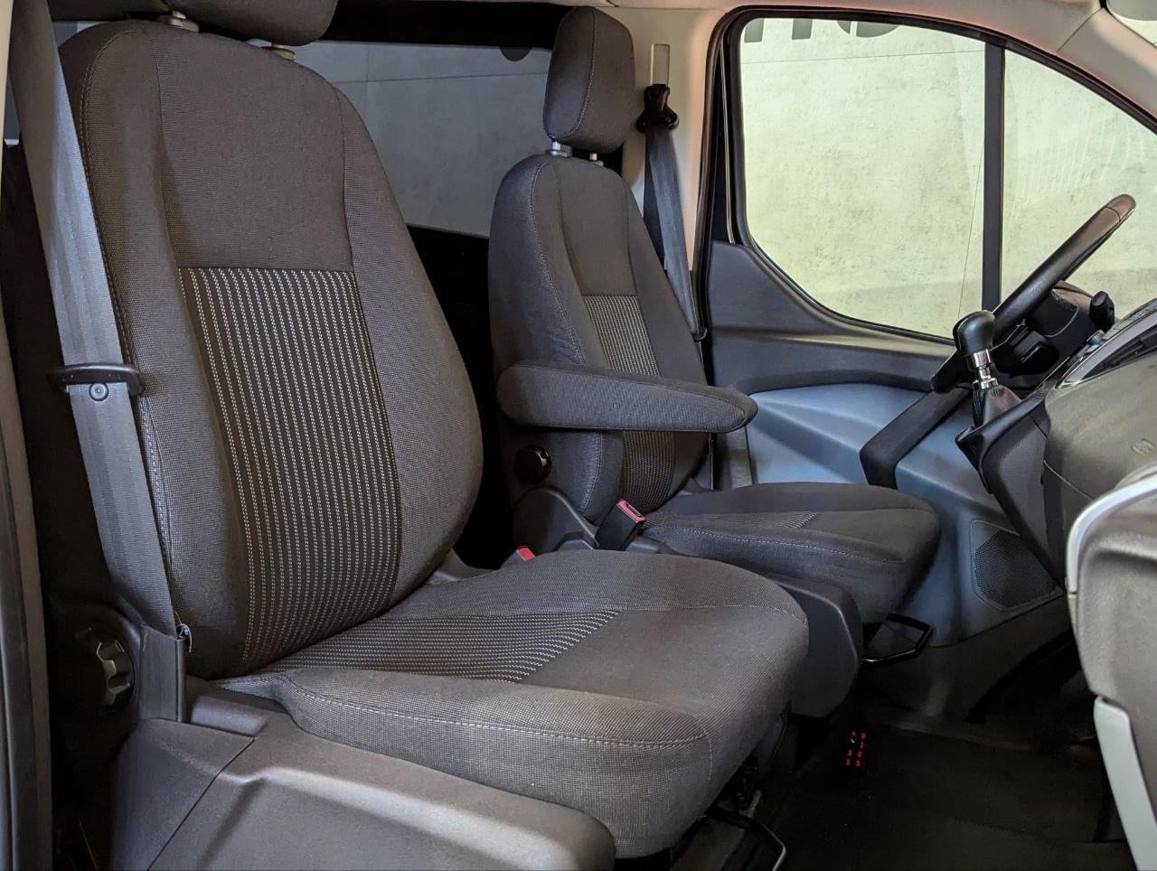 FORD TRANSIT CUSTOM 2.2 TDCI 125CV COMBI 8 22 