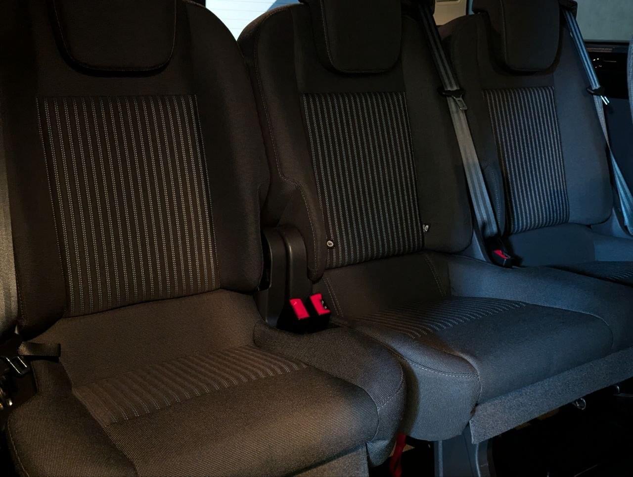 FORD TRANSIT CUSTOM 2.2 TDCI 125CV COMBI 8 24 