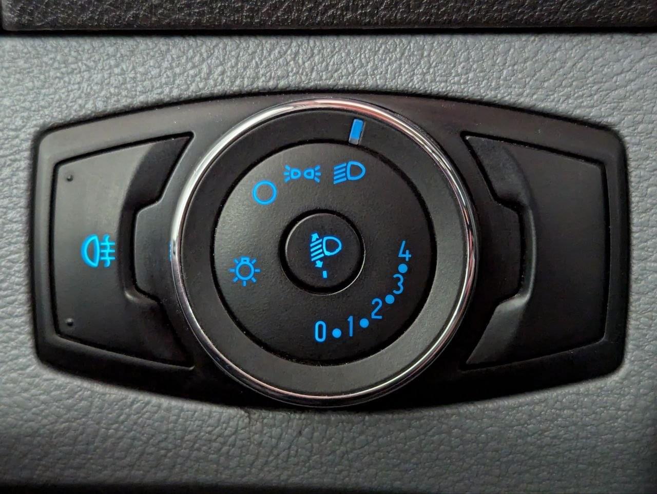 FORD TRANSIT FT350 155CV L3 C.ABIERTA CON PLATAFORMA 34 