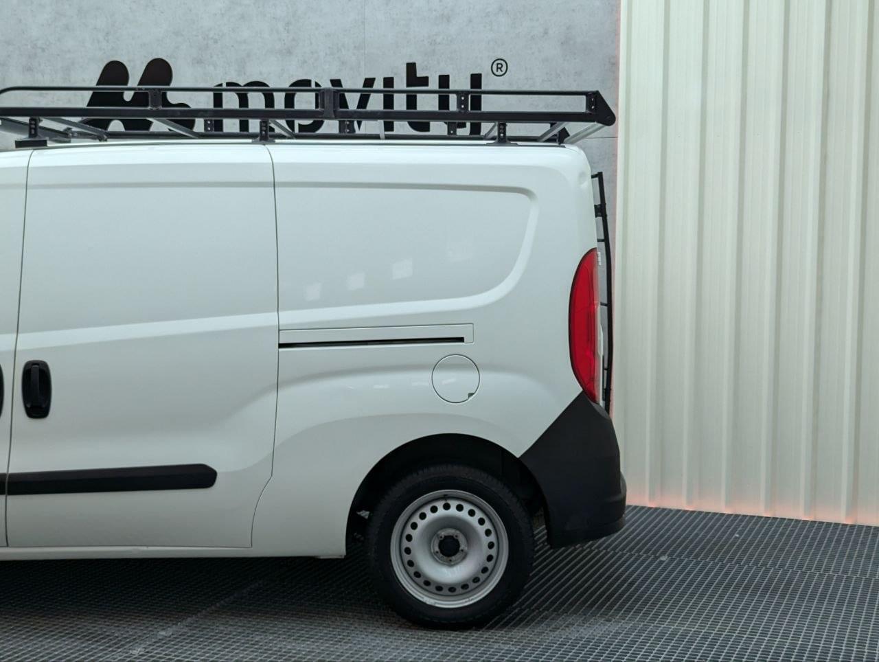 FIAT DOBLO  MAXI CARGO 1.3 MJET 95CV ESTANTERIAS HOMOLOGADAS 8 