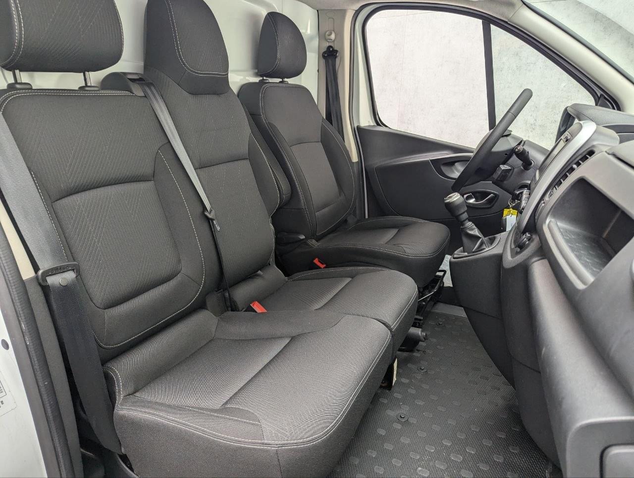 RENAULT TRAFIC FURGON L2H1 ENERGY 2.0DCI 120CV 21 
