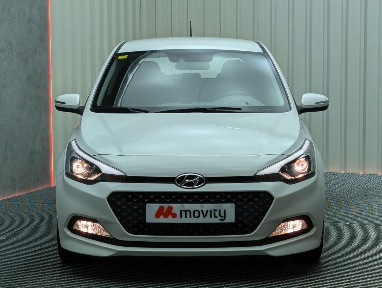 HYUNDAI I20 ESSENCE 1.4 CRDI 90CV 11 