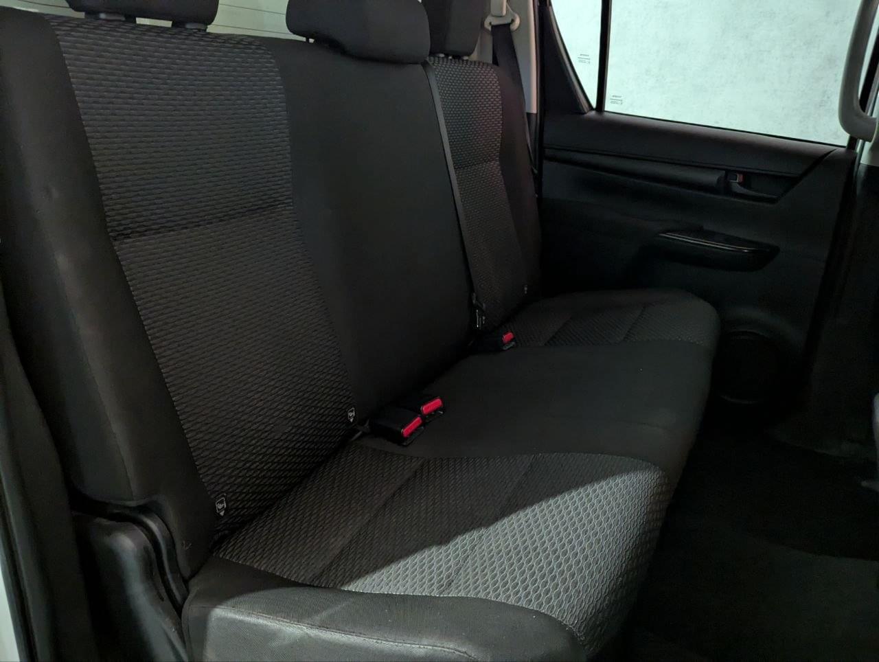 TOYOTA HILUX 2.4 150CV DOBLE CABINA 6V ( 4X4) 20 
