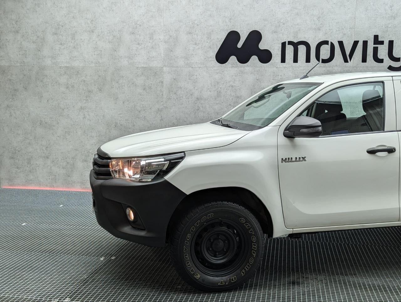 TOYOTA HILUX 2.4 150CV DOBLE CABINA 6V ( 4X4) 7 