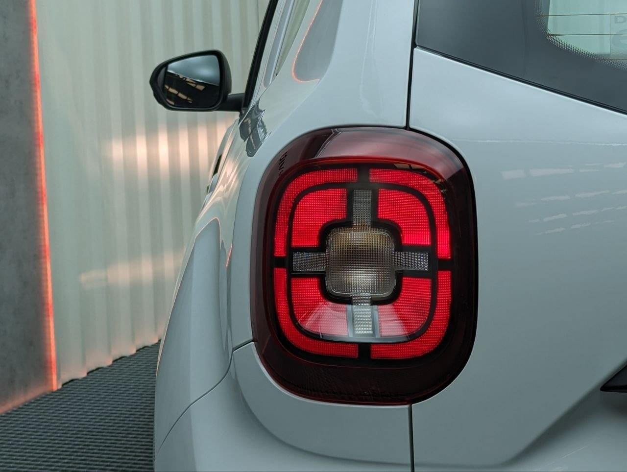 DACIA DUSTER ESSENTIAL BLUEDCI 115CV 4X4 15 