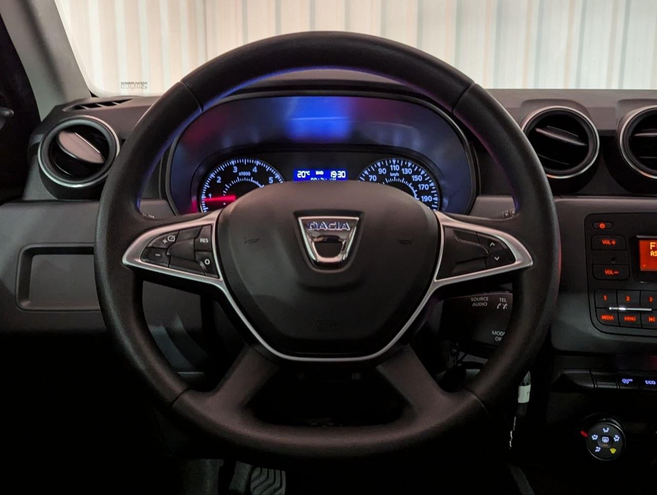 DACIA DUSTER ESSENTIAL BLUEDCI 115CV 4X4 22 