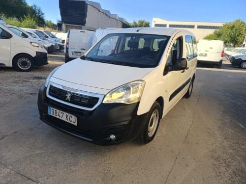 Comprar PEUGEOT PARTNER COMBI portón TEPEE ACCESS 1.6 BLUEHDI (75CV) 2017 de segunda mano PEUGEOT PARTNER COMBI portón TEPEE ACCESS 1.6 BLUEHDI (75CV) 2017 de segunda mano