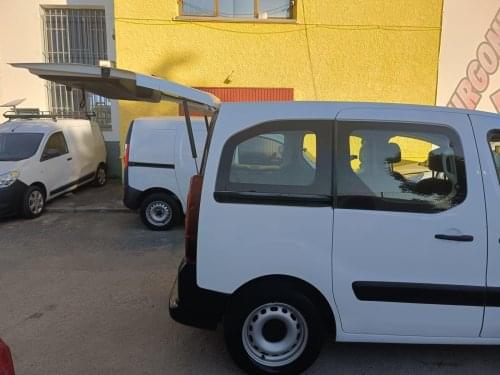 Comprar PEUGEOT PARTNER COMBI portón TEPEE ACCESS 1.6 BLUEHDI (75CV) 2017 de segunda mano PEUGEOT PARTNER COMBI portón TEPEE ACCESS 1.6 BLUEHDI (75CV) 2017 de segunda mano